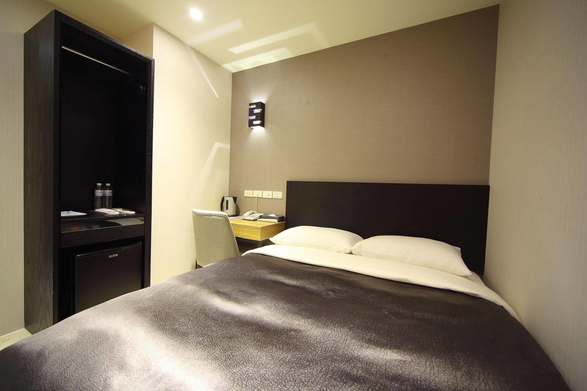 E-house Xining Branch 3* Taipei