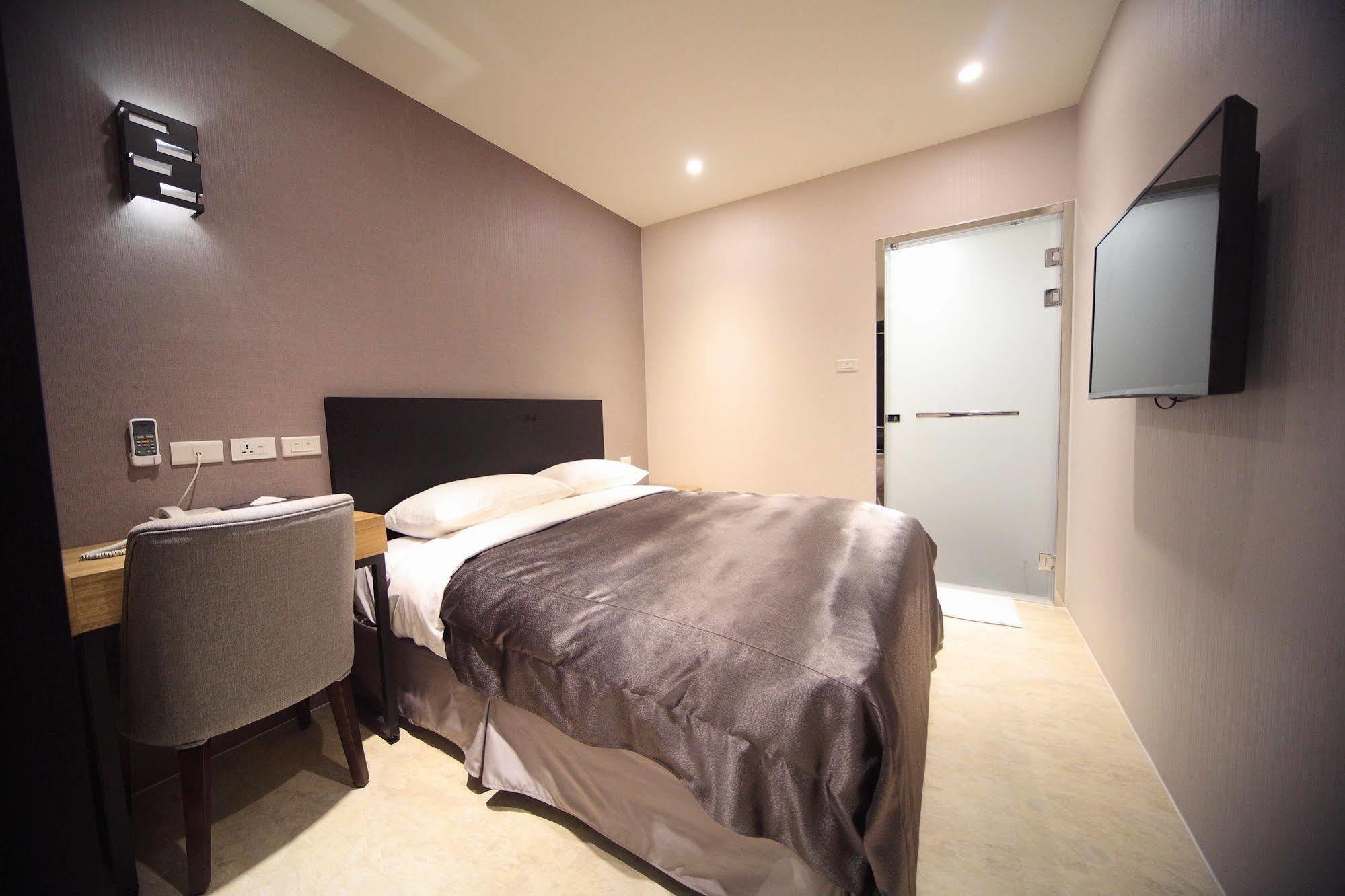 Hotel E-house Xining Branch Taipei